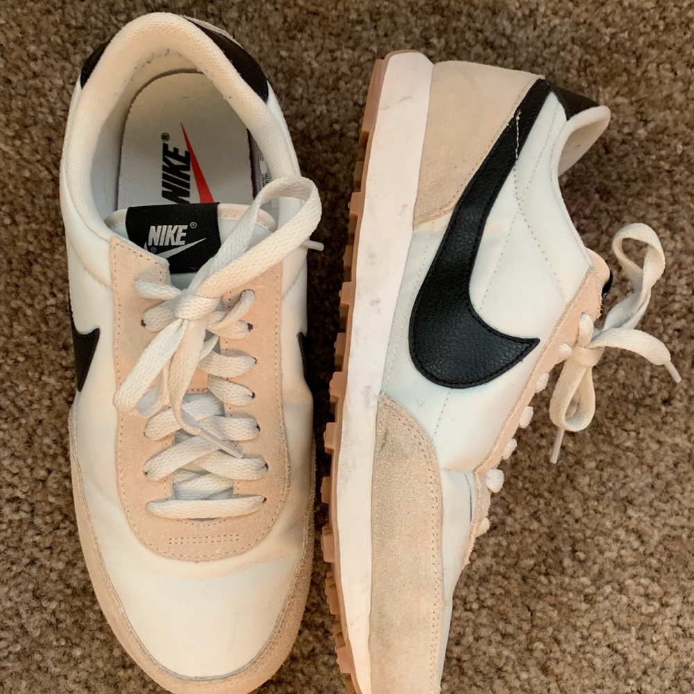 Nike DayBreak
